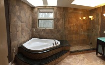 Luxury Master Bath w Custom granite top